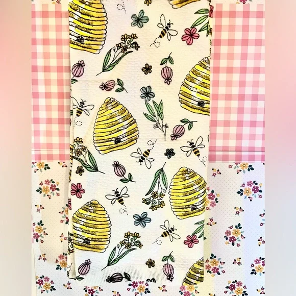 Set of 2 Yellow Beehives Textured Kitchen Towels Spring Garden Flowers Bees - Picture 9 of 9